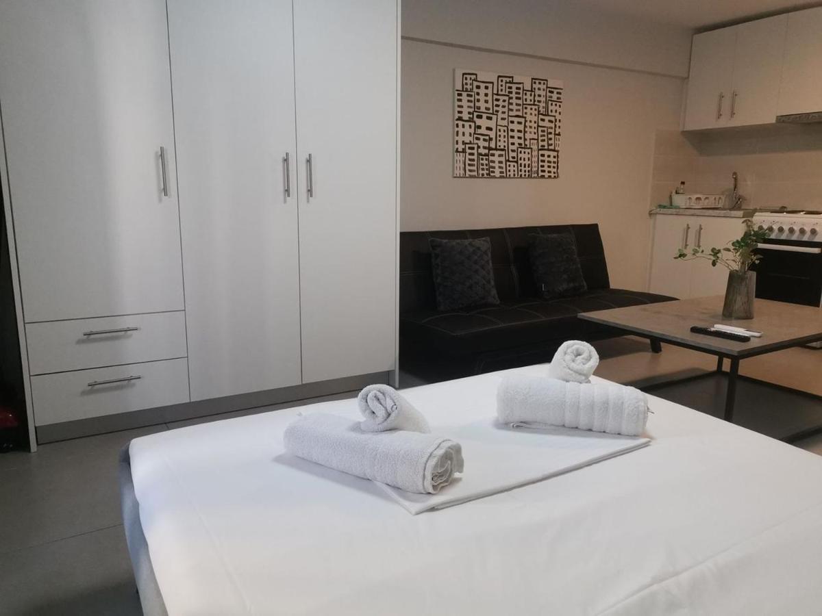 New Cozy Studio In Aigaleo Apartment Athens Luaran gambar